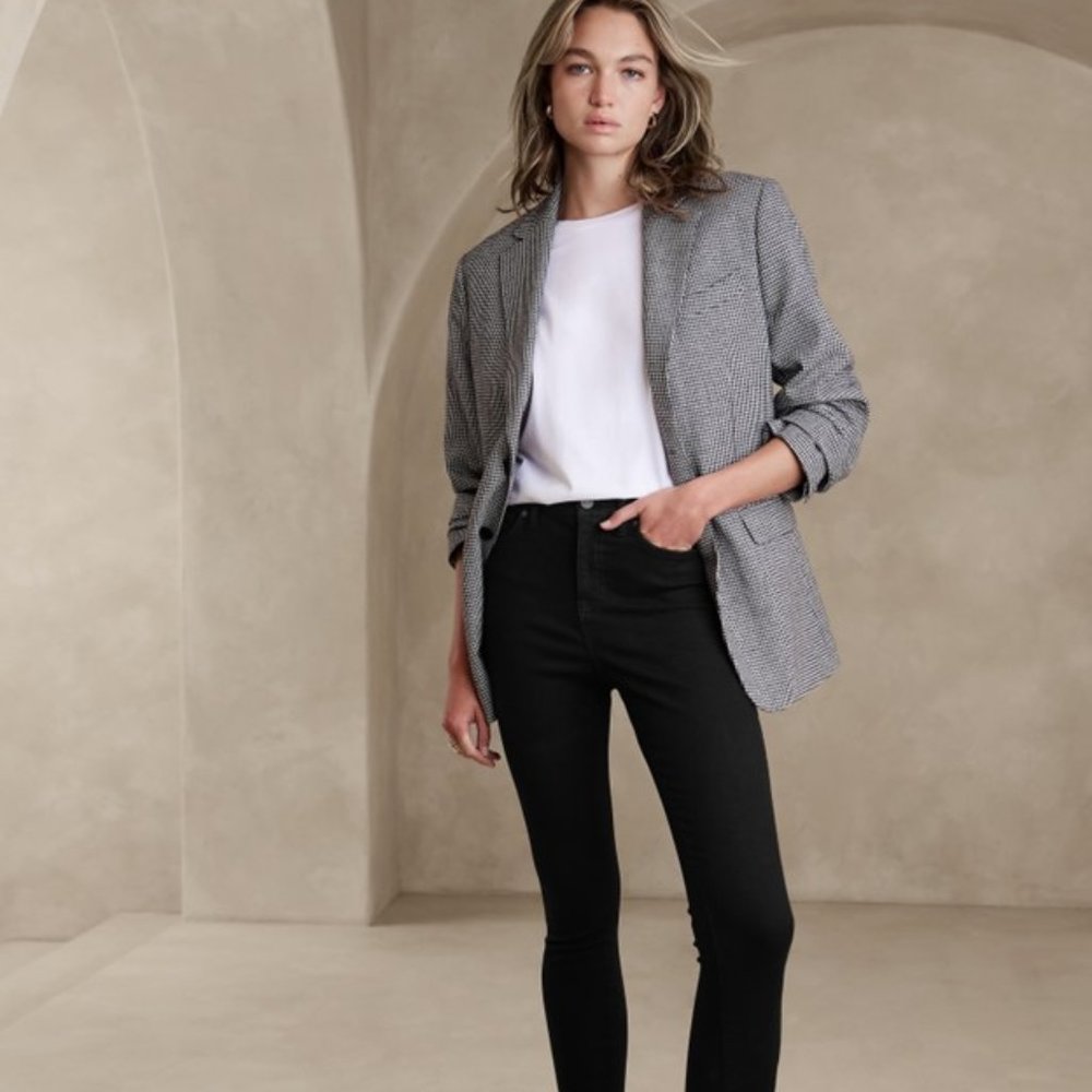 LIKE NEW - BANANA REPUBLIC High-Rise Skinny Jean, 27/4Tall